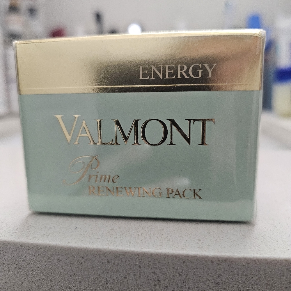 Valmont Prime Renewing Pack